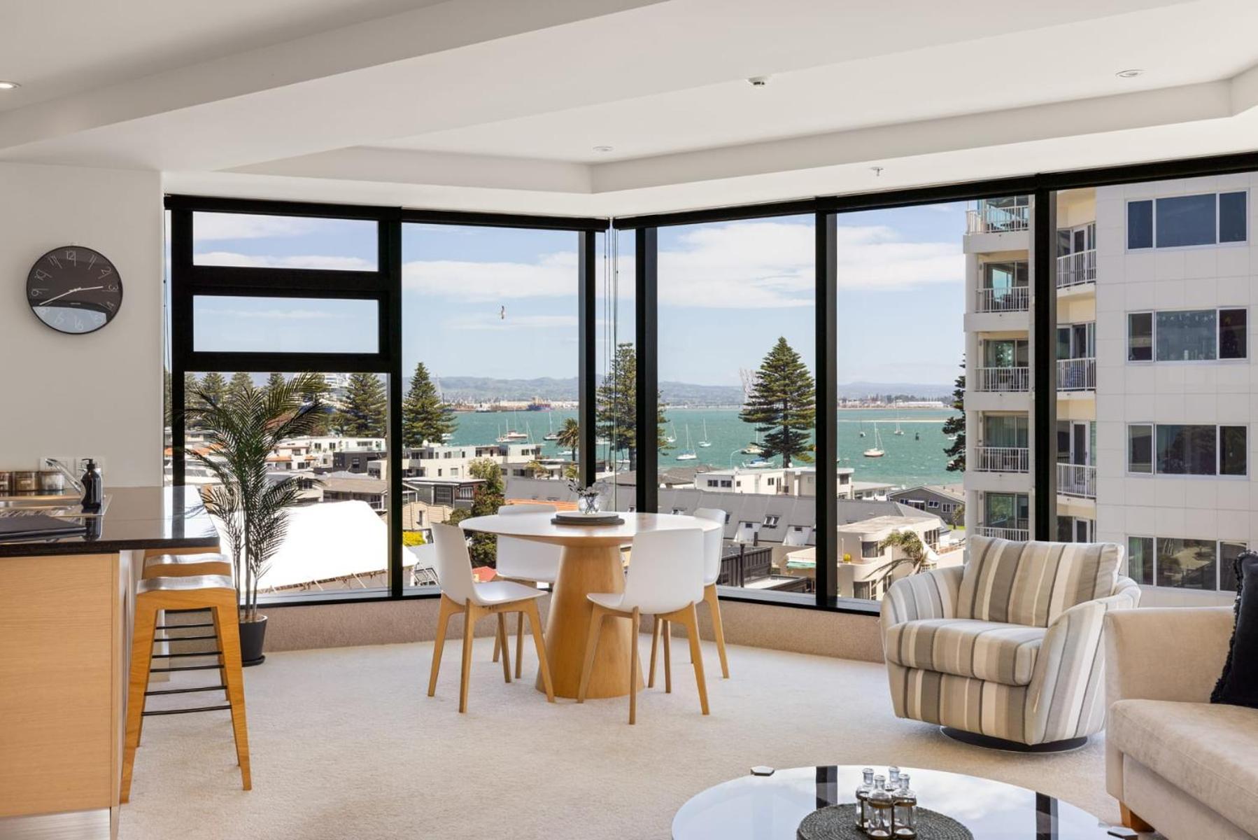 Luxury Ocean & Harbour Views - Heated Pool, Main Beach & Gym Mount Maunganui Exterior photo